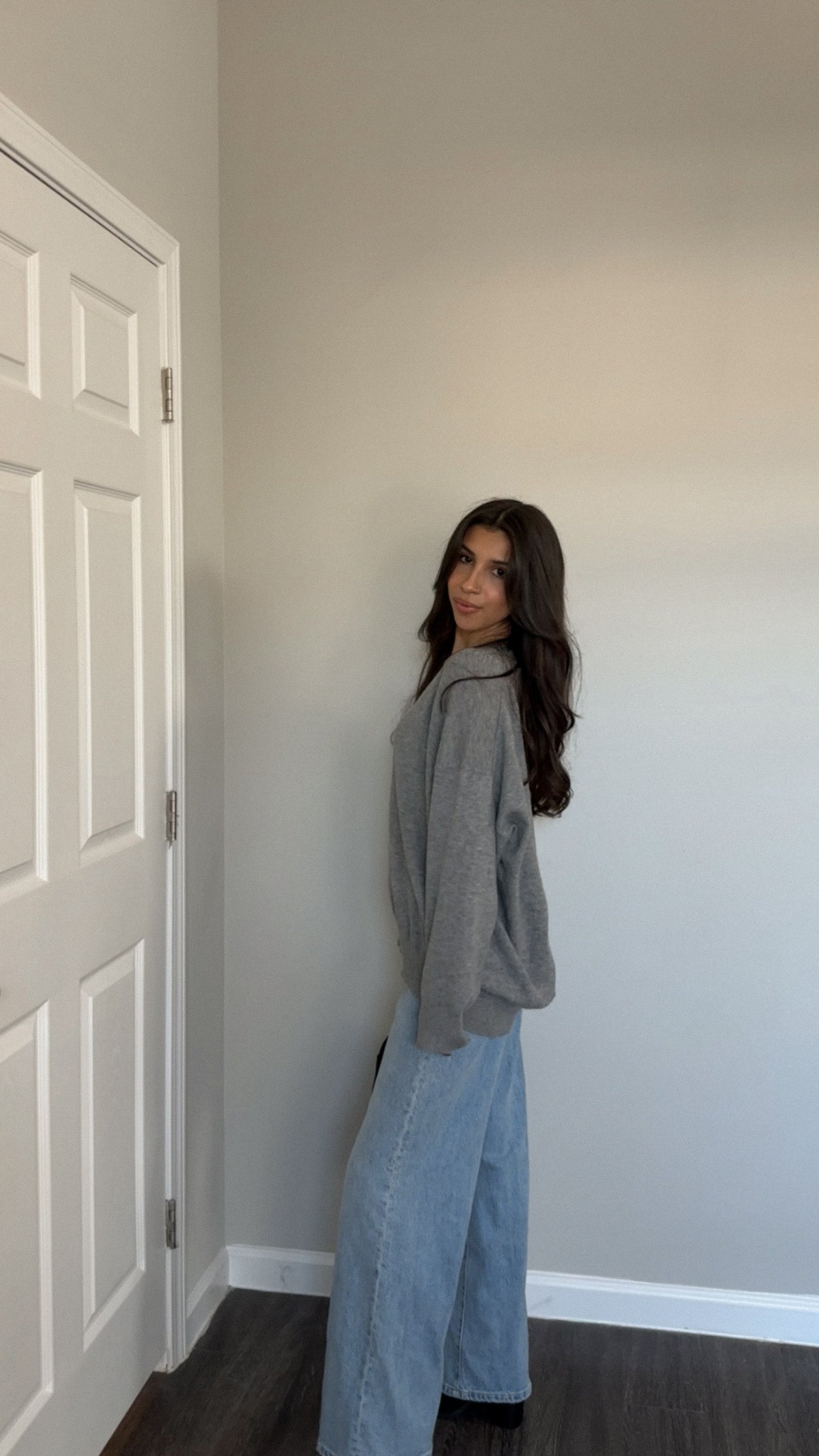 Cash Sweater (Grey)
