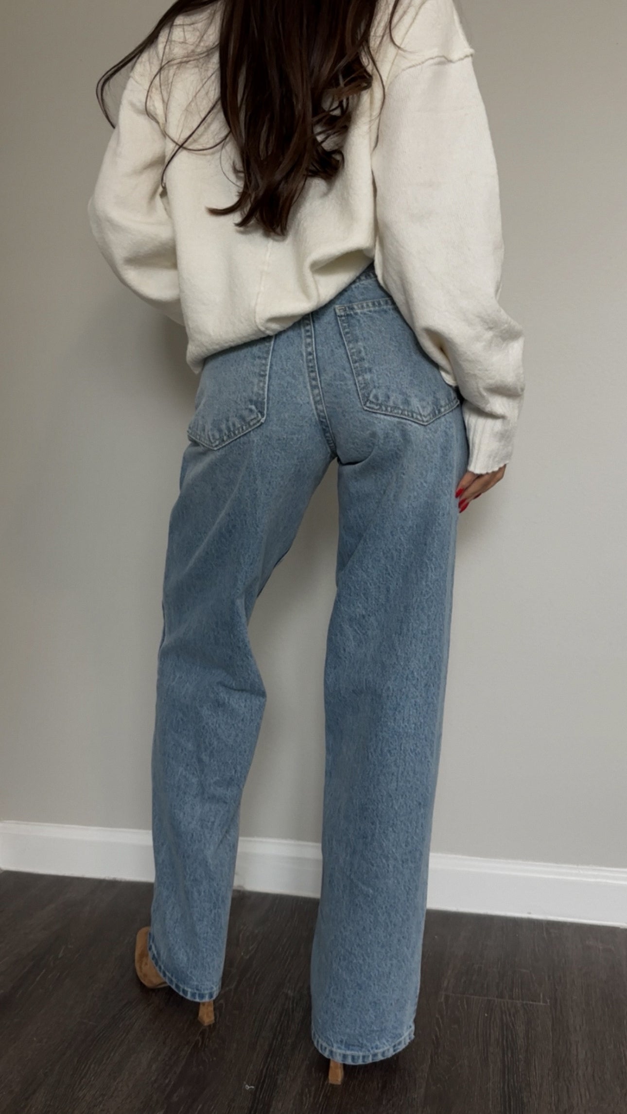 Linnea Jeans (Light wash)