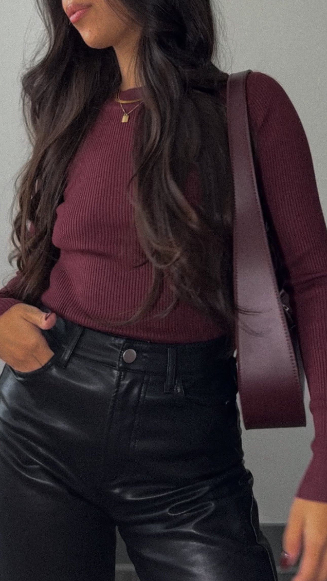 Willow bag (Black Cherry)