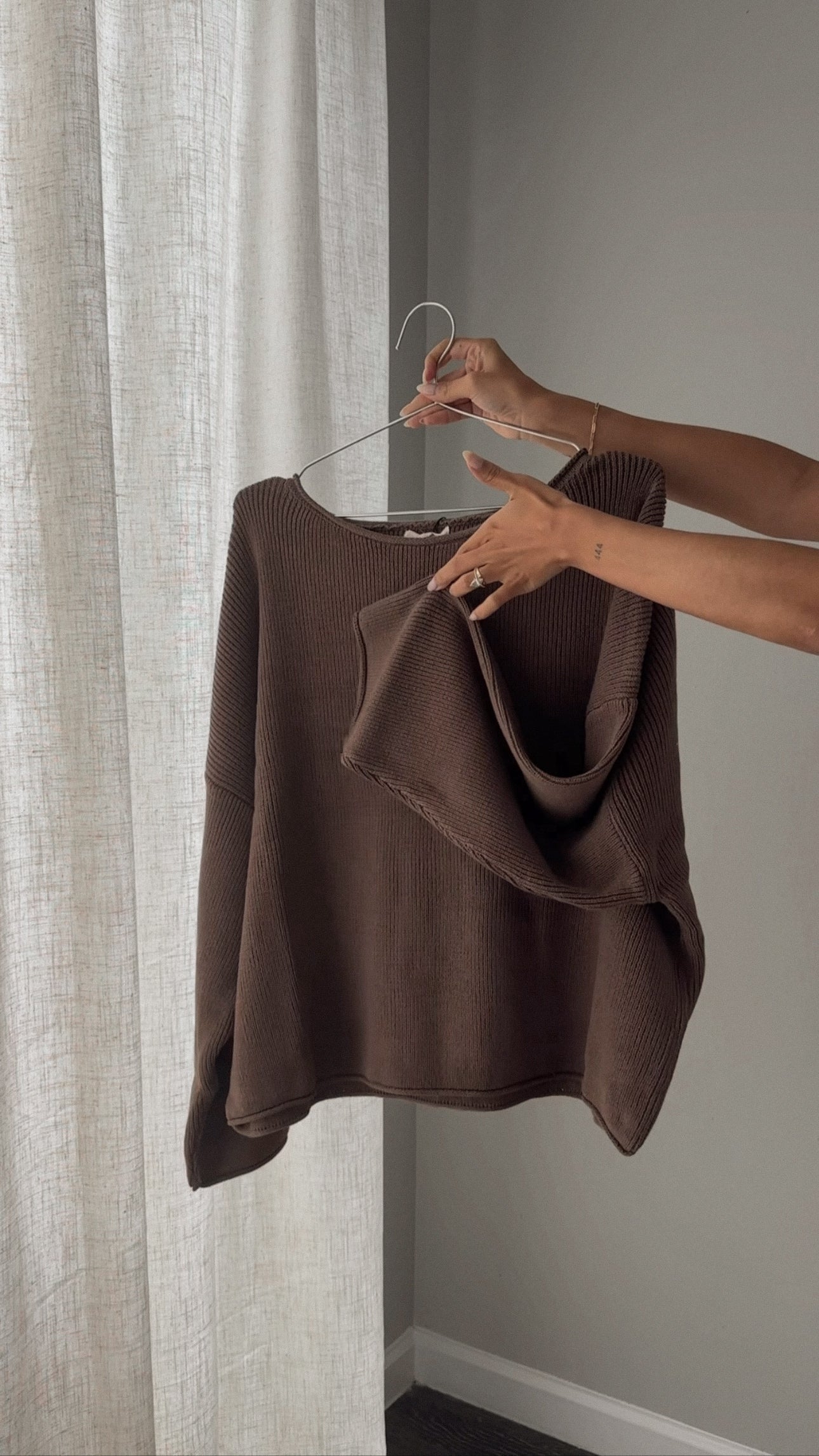 Rylie Sweater (Chocolate)