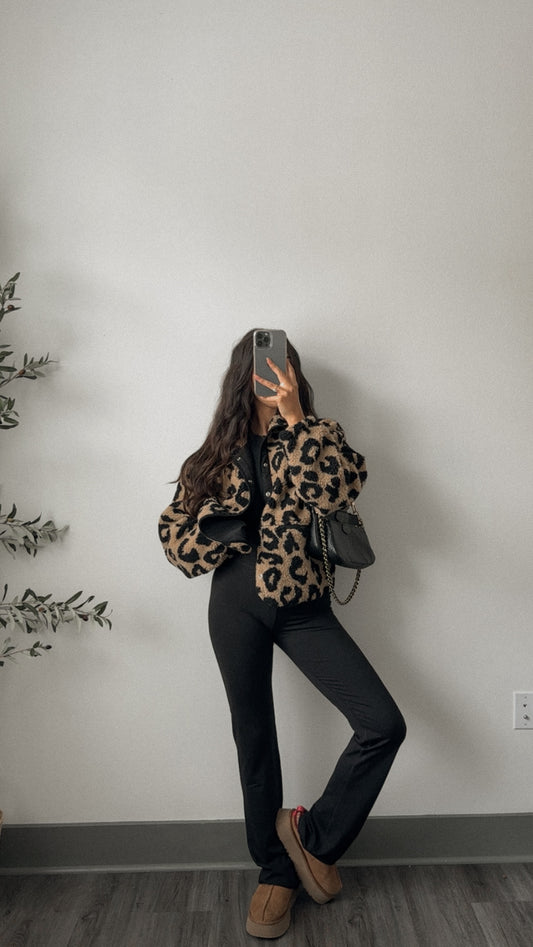 Kaia Leopard Sherpa