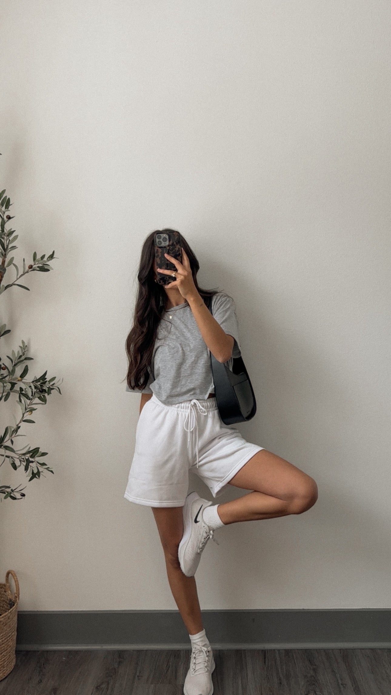 Basic Tee (Heather Grey)