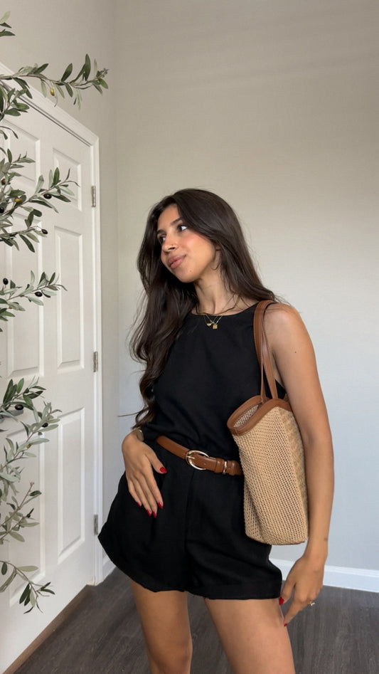 Vivi Top (Black) * SHIPS 7/6*