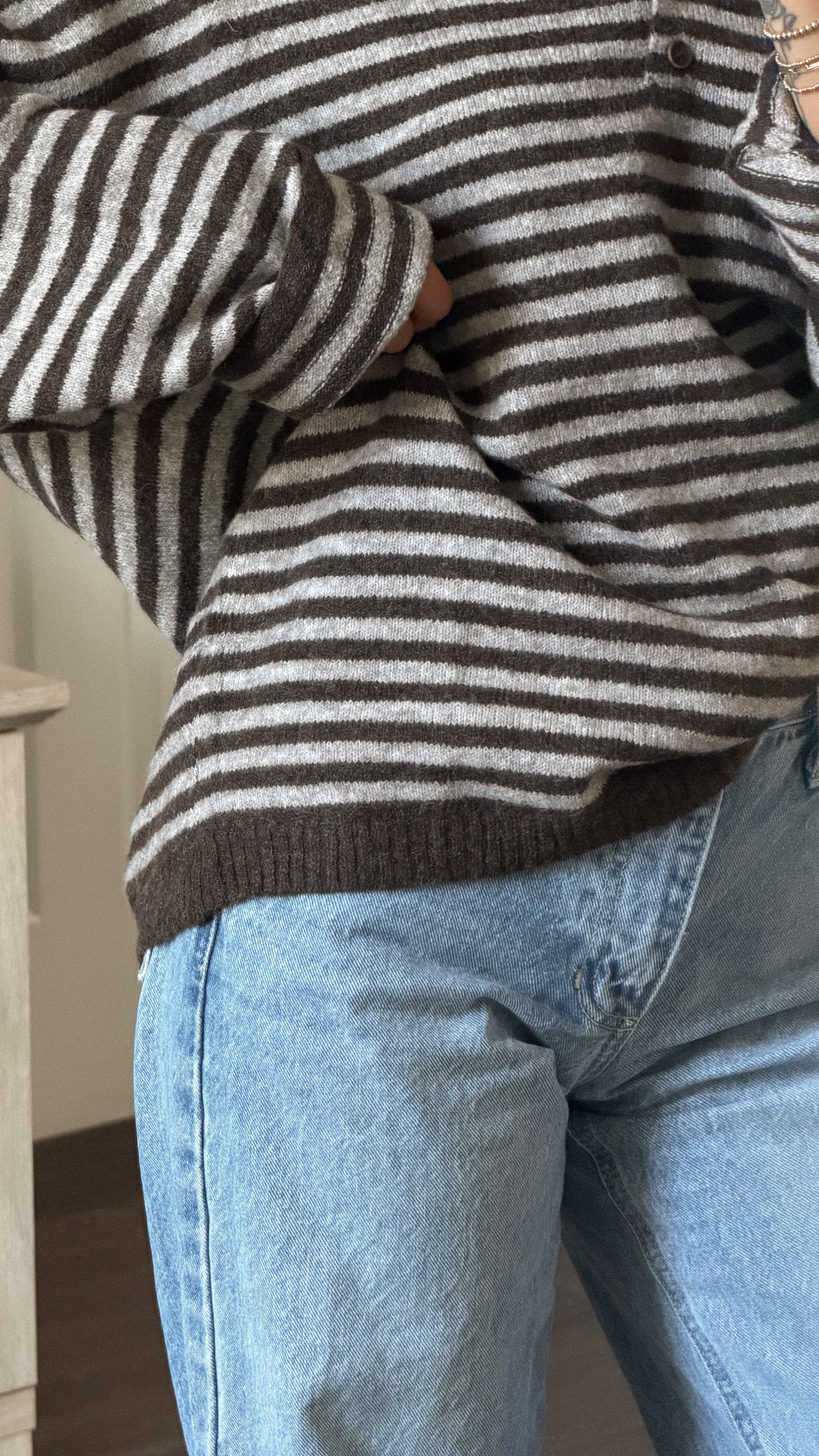 Collin Sweater (Brown Striped)
