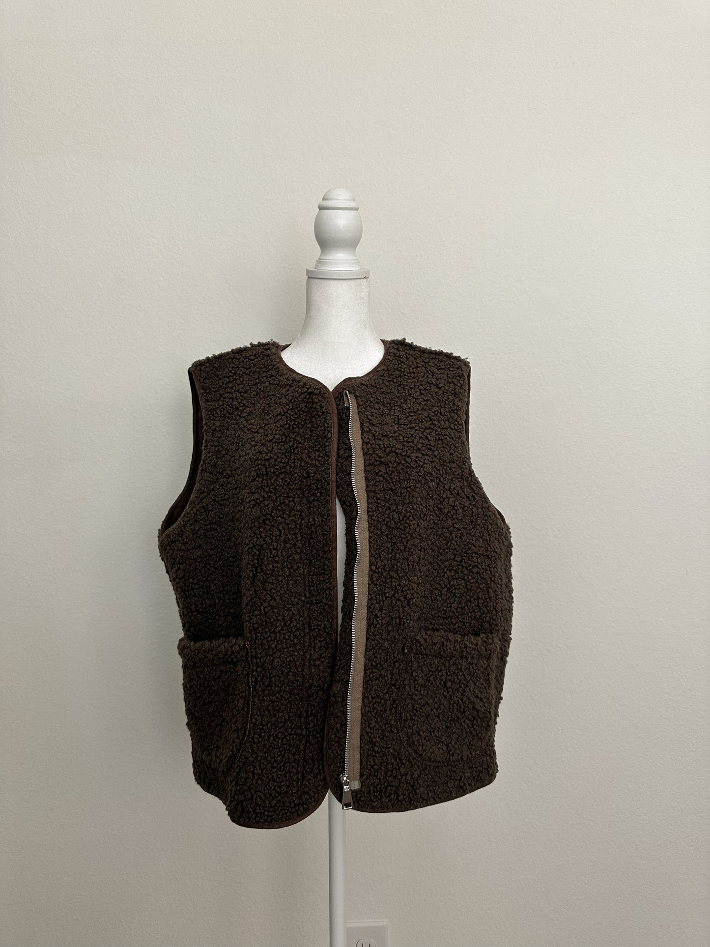 Aspen Sherpa Vest - FINAL SALE