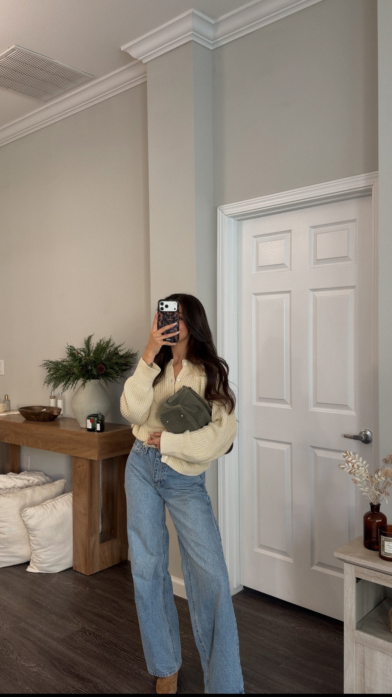 Olivia Cardigan (Baby yellow)