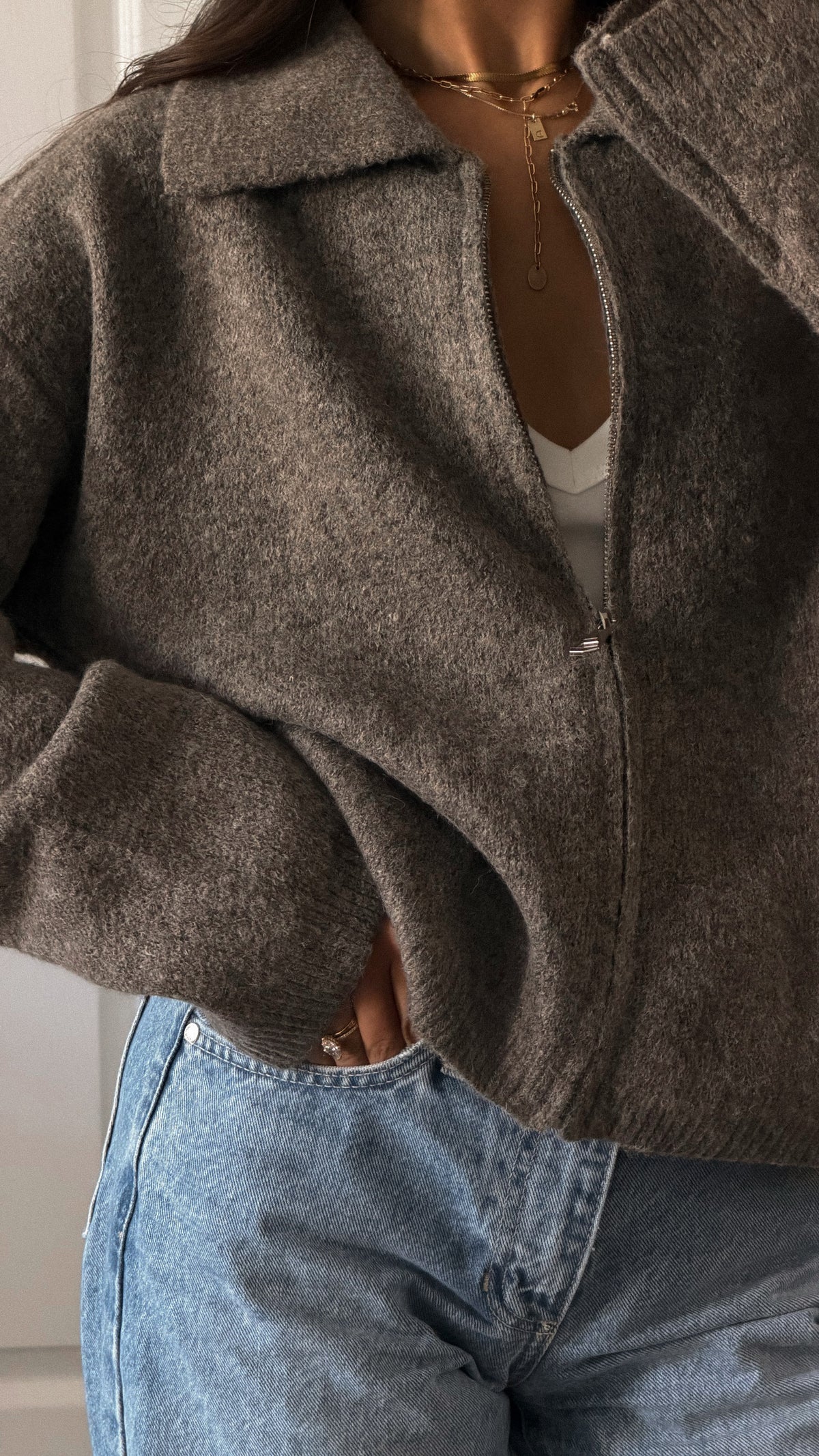 Tate Sweater *SHIPS 10/33*