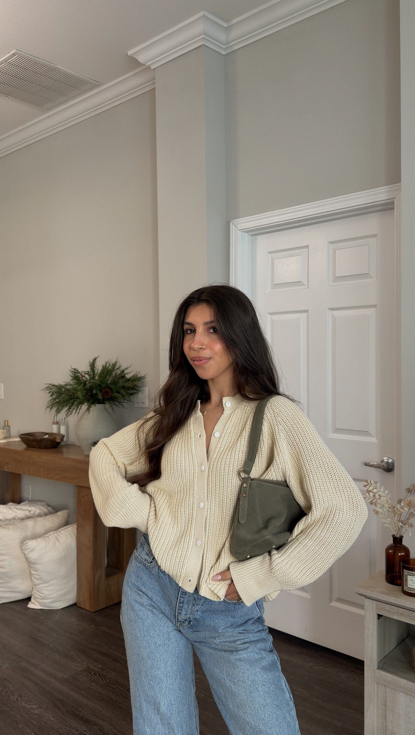 Olivia Cardigan (Baby yellow)