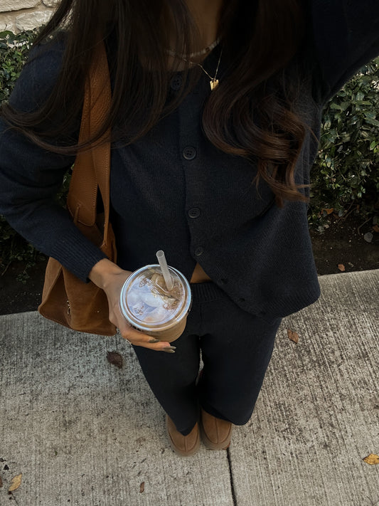 Olly Sweater Pants (Navy) *EST. SHIPS 12/12 OR SOONER*