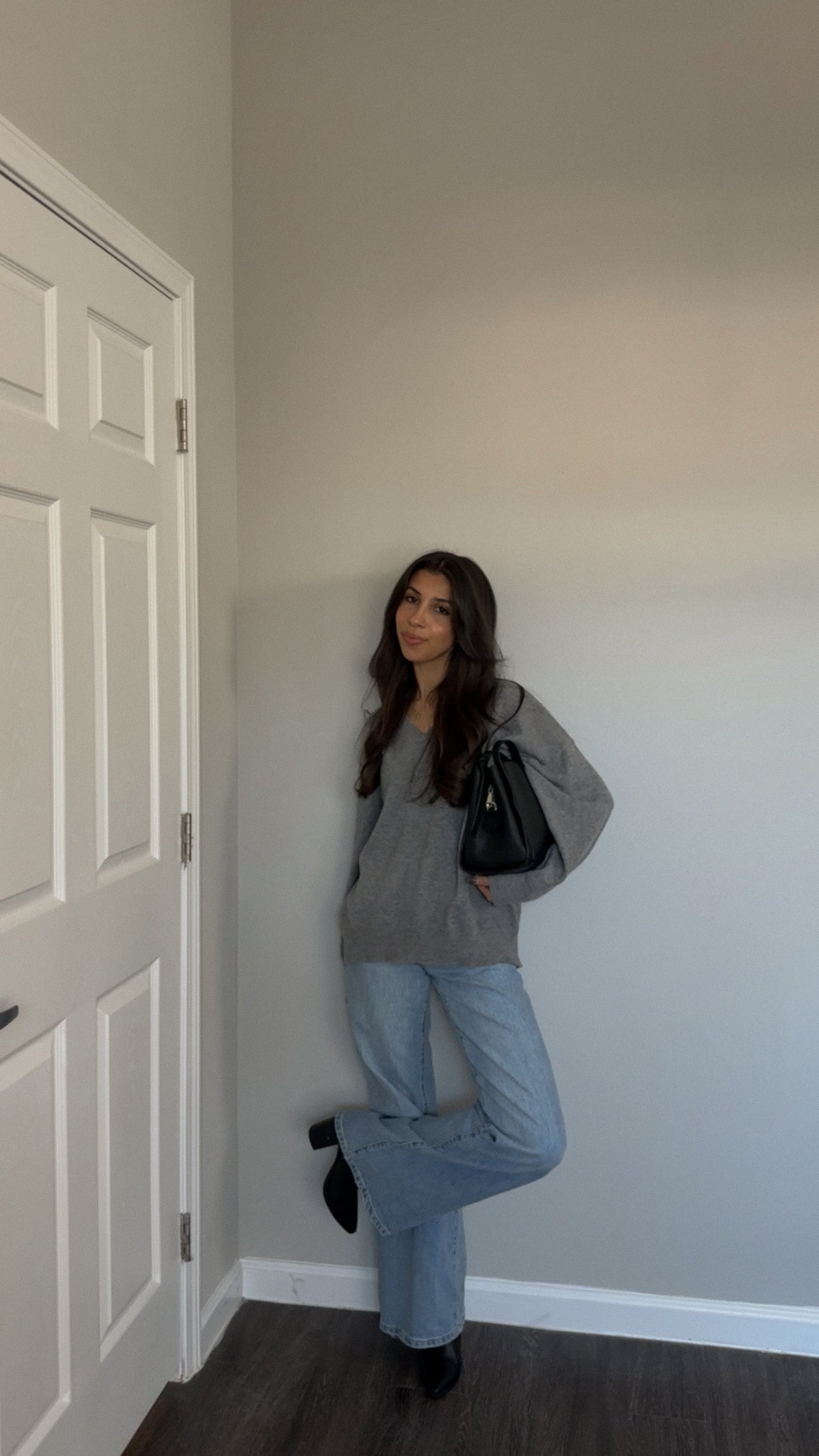 Cash Sweater (Grey)