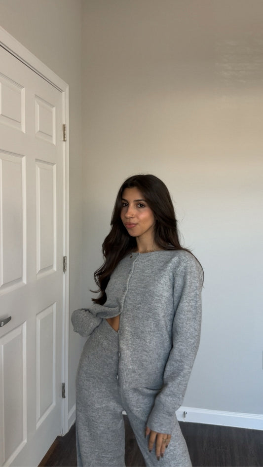 Olly Cardigan (Grey) *EST. SHIPS 12/12 OR SOONER*