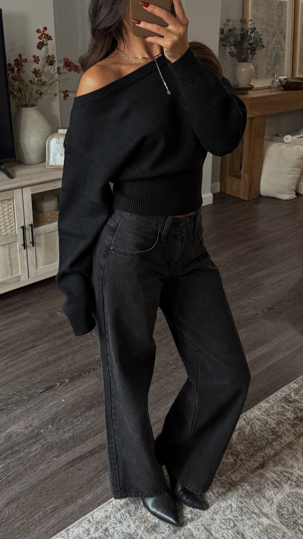 Sable Sweater (Black)