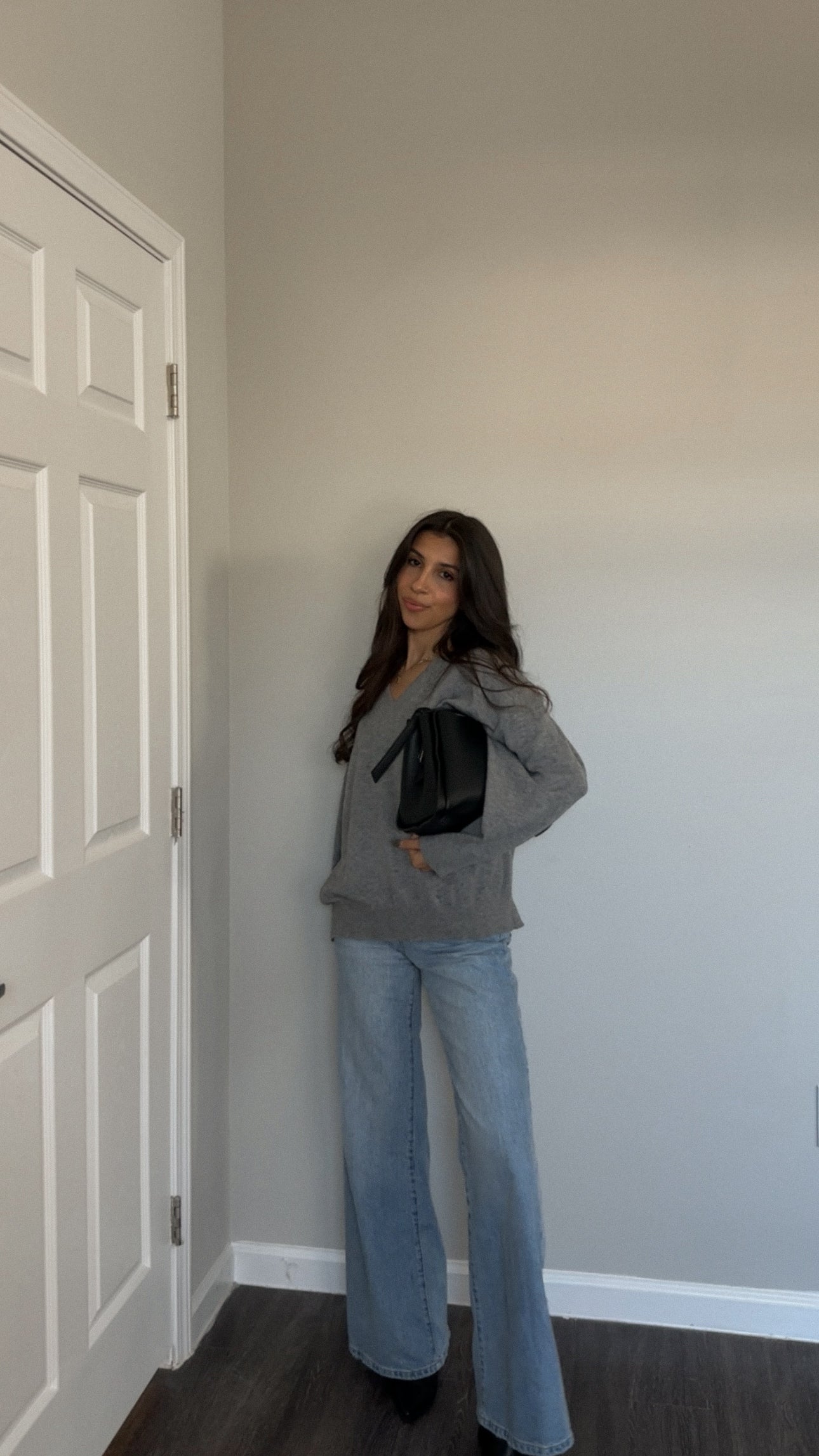 Cash Sweater (Grey)
