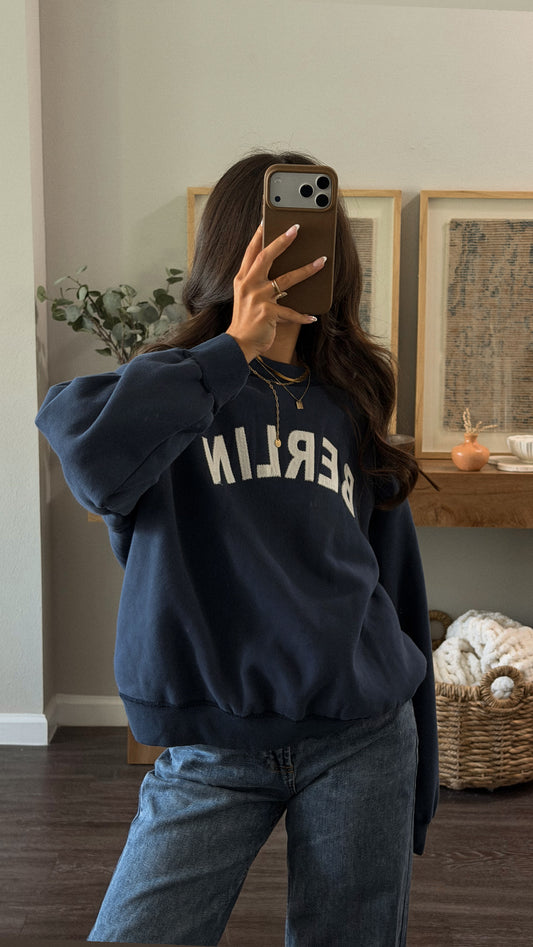 Berlin Crewneck