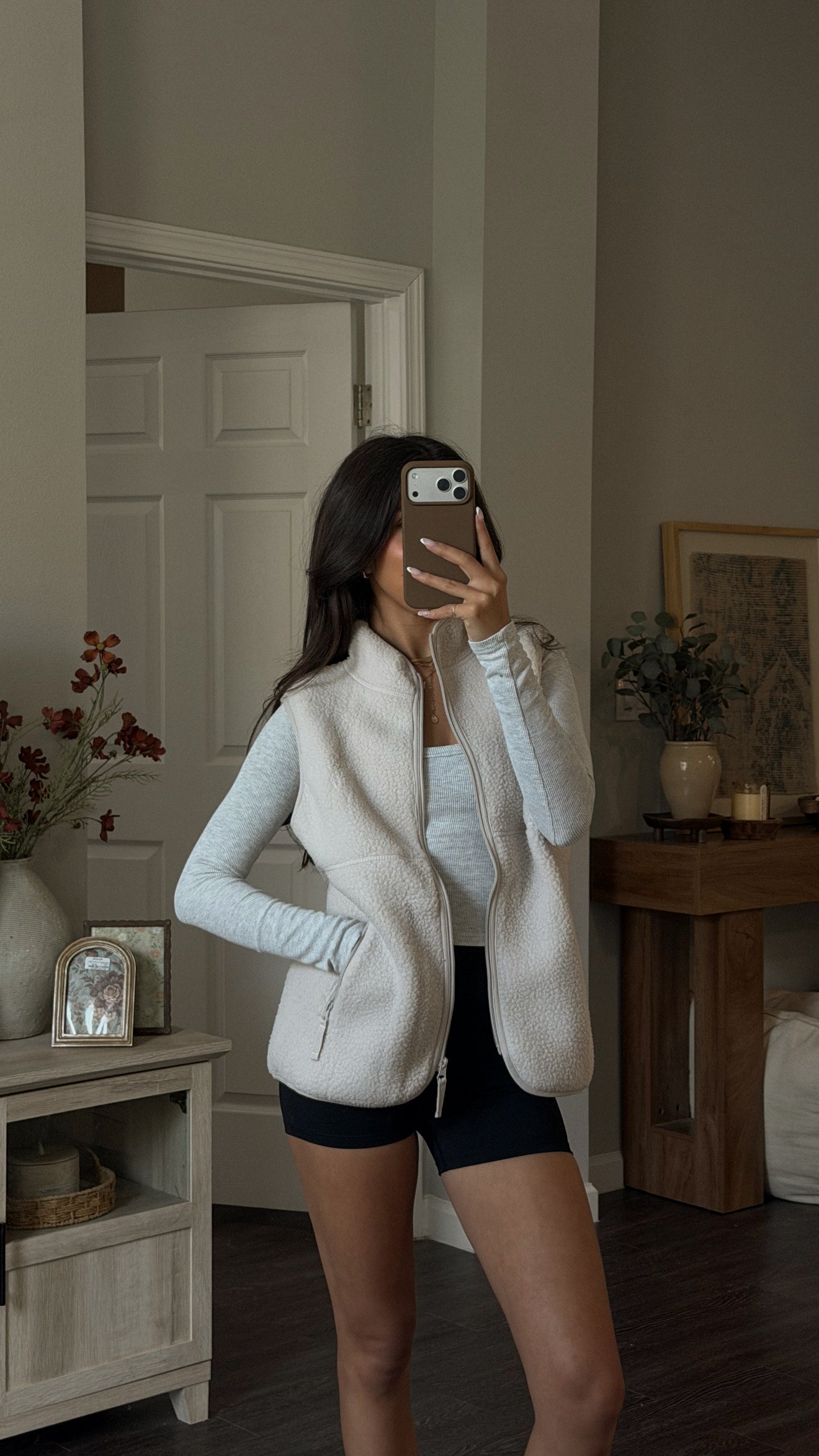 Harper Sherpa Vest