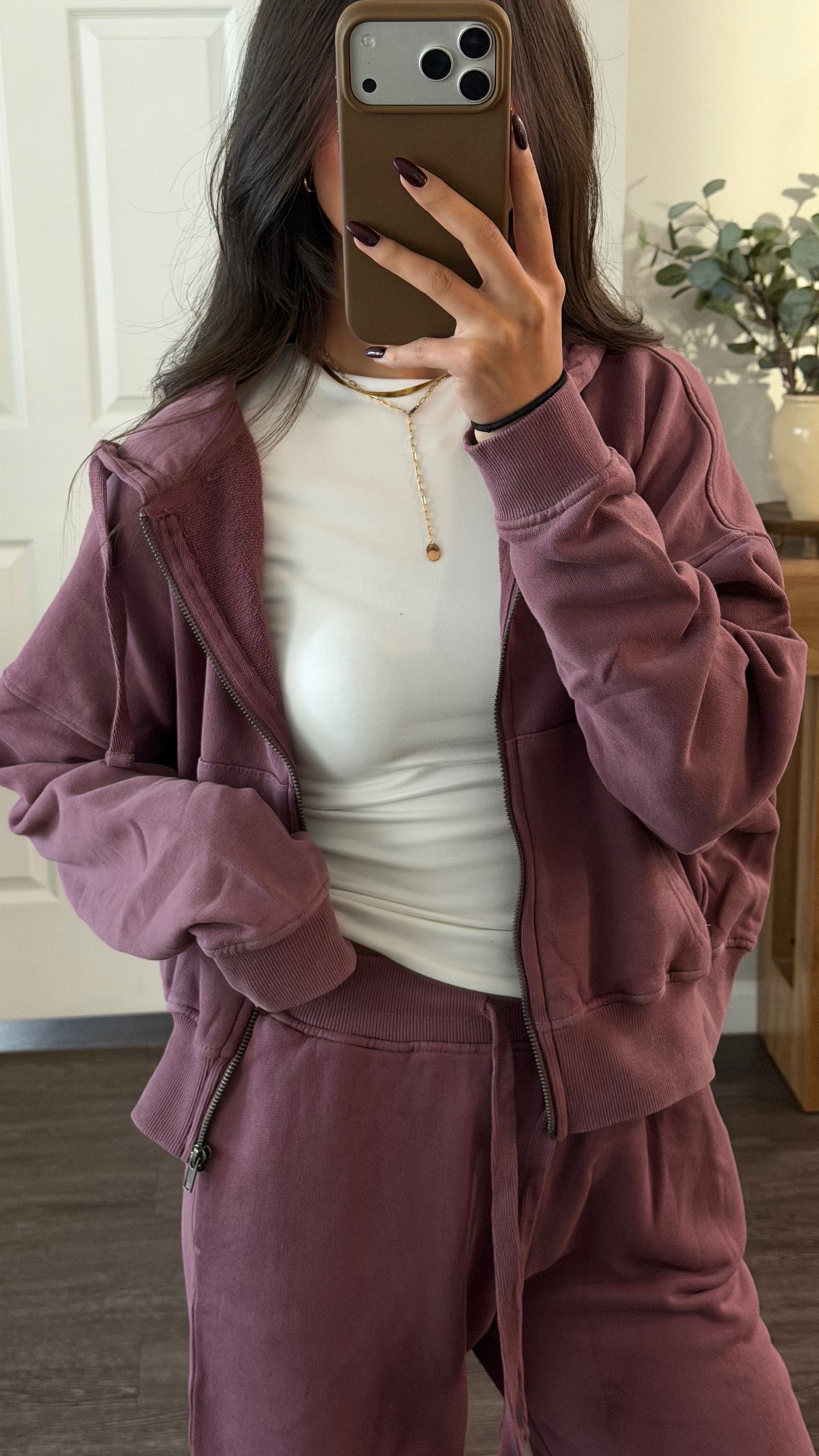 Rae Zip Up (Berry)