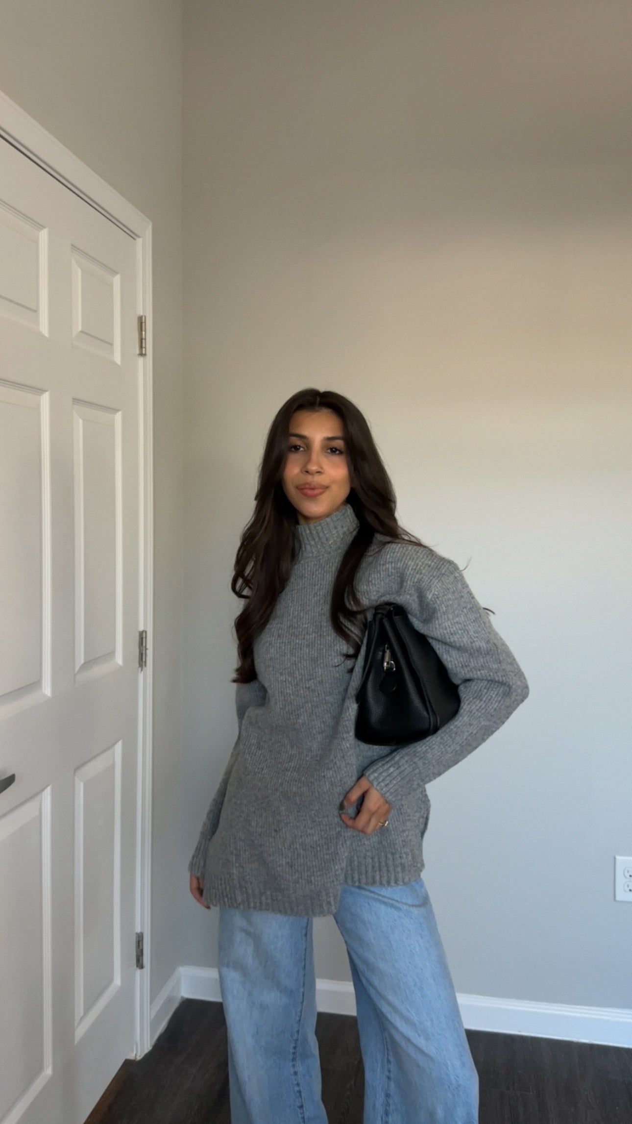 Sistine Sweater (Grey)