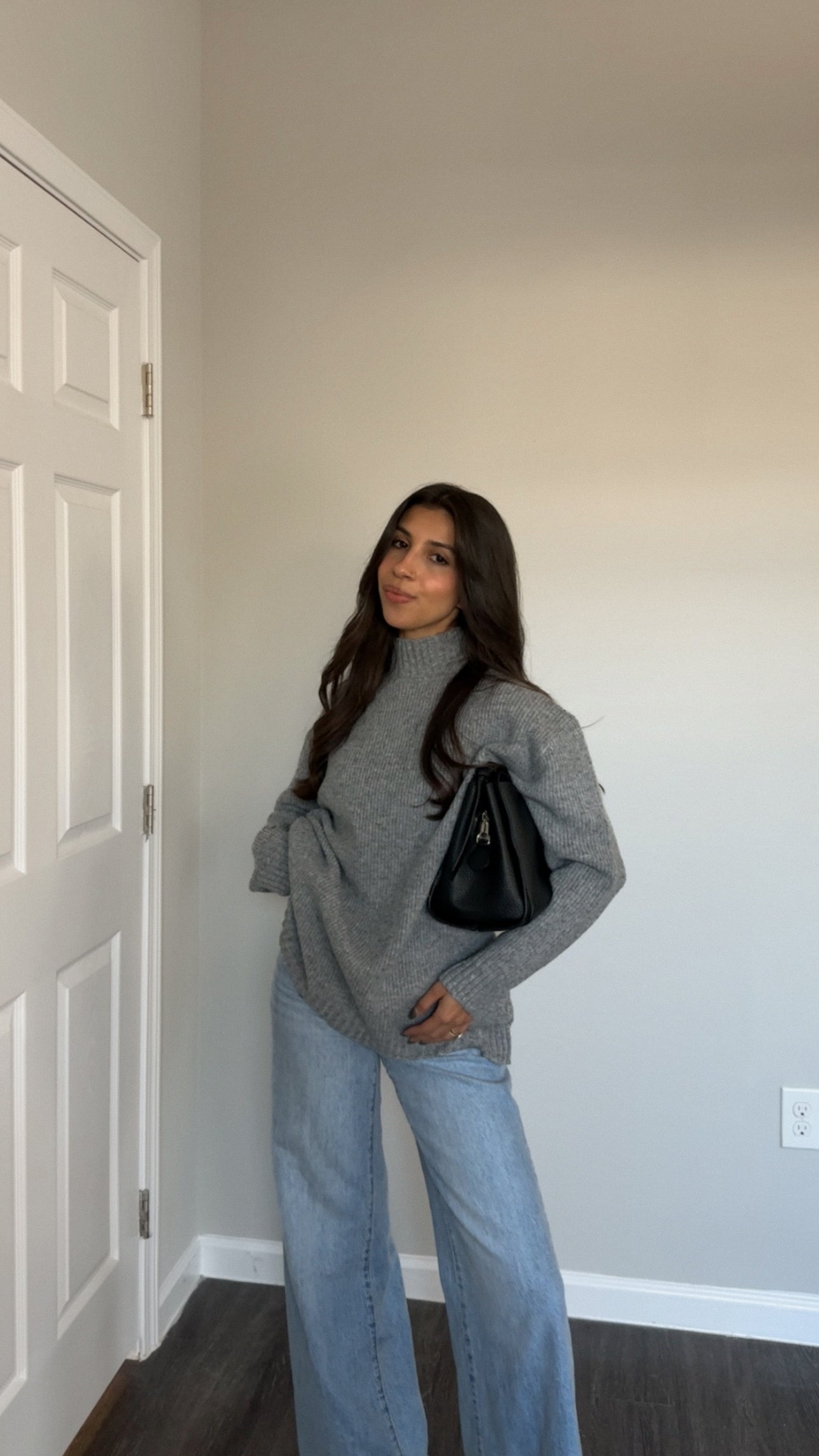 Sistine Sweater (Grey)