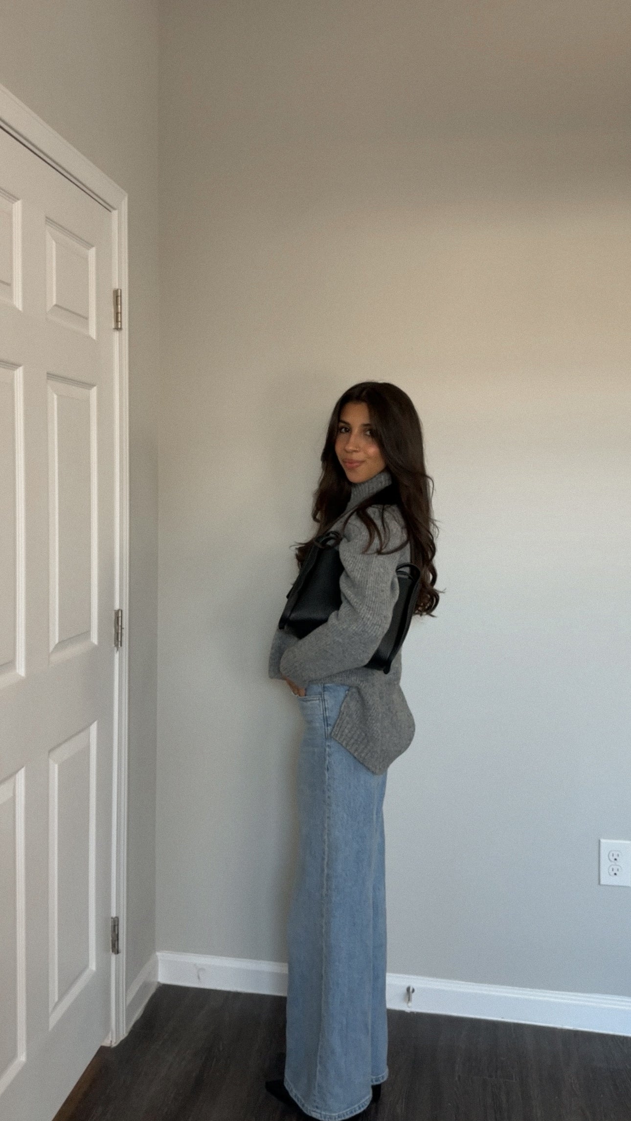 Sistine Sweater (Grey)