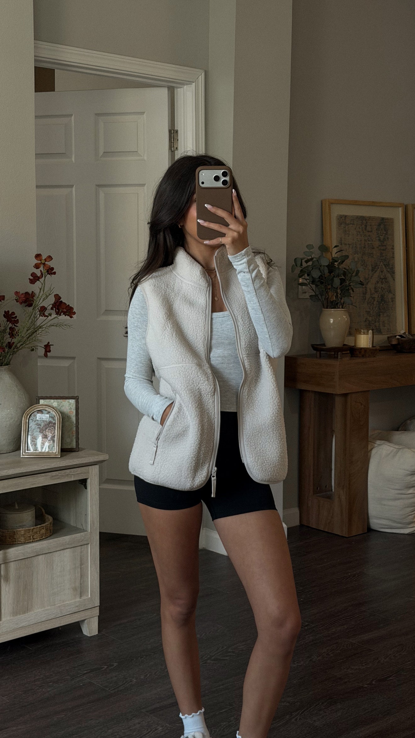 Harper Sherpa Vest